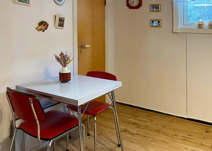 Сasa de vacaciones 2 Bedroom Lovely In Innfjorden