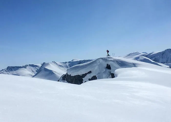 2 Bedroom Lovely In Innfjorden